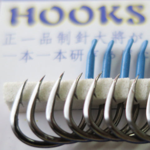 Lions Japanese Bait Hooks (Spade) - Sizes #1 - #12